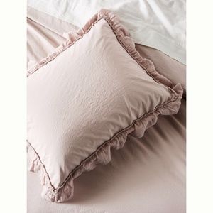 Anthropologie Bedding - Anthropologie Standard Ruffled Flange Shams Anthropologie Bedding - Anthropologie Standard Ruffled Flange Shams